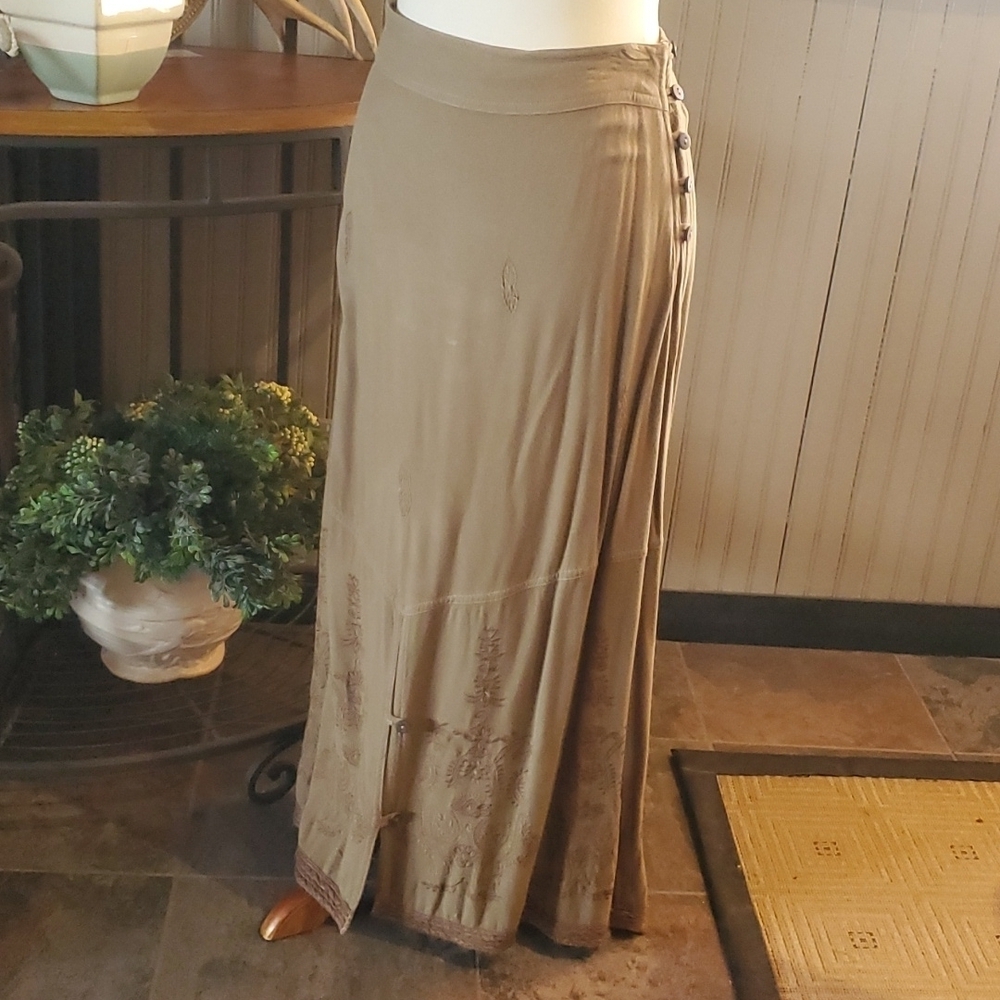 SoftSurroundings* Skirt